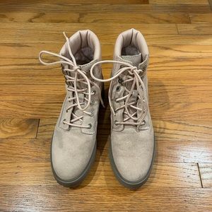Timberland Boots (Blush 8.5)
